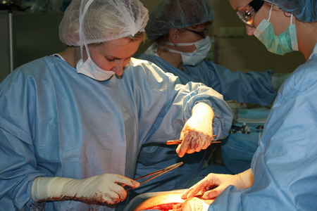 Операция торсопластики - оперирующий хирург - профессор Гагарина С.В.